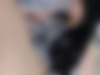 deeluna's Live Sex Cam Show