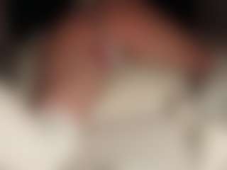 ilona4u's Live Sex Cam Show