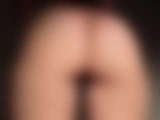 ilona4u's Live Sex Cam Show