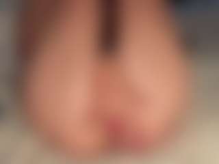 ilona4u's Live Sex Cam Show