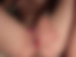 ilona4u's Live Sex Cam Show
