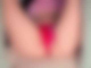 ilona4u's Live Sex Cam Show