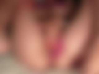 ilona4u's Live Sex Cam Show