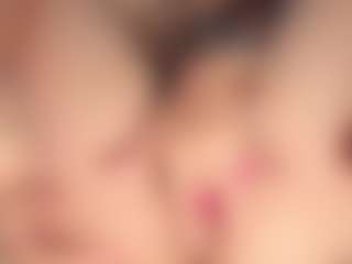 ilona4u's Live Sex Cam Show