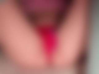 ilona4u's Live Sex Cam Show