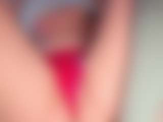 ilona4u's Live Sex Cam Show