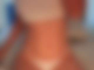 ilona4u's Live Sex Cam Show
