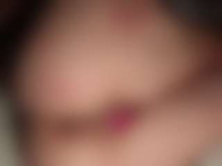 ilona4u's Live Sex Cam Show