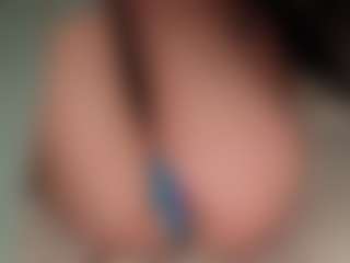 ilona4u's Live Sex Cam Show
