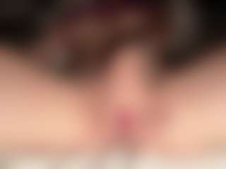 ilona4u's Live Sex Cam Show