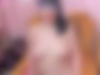 Live cam show with Miranda-Spark1 - Middle Aged on livesuperchat.net