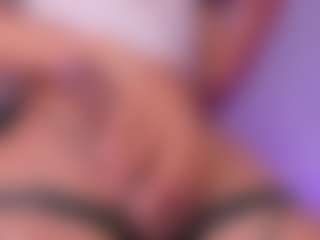 Live cam show with sophia cameron - Cumshot on Dolls Live