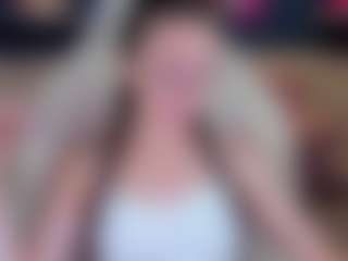 Live cam show with Lexi-Split - Teasing on Dare Cams