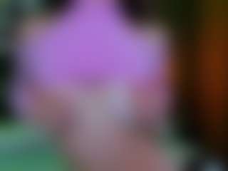 Lexi-Split's Live Sex Cam Show