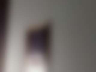 Live cam show with Lexi-Split - Fullynaked on CSO-WL