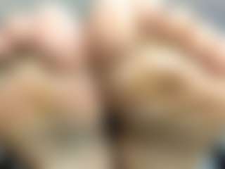 BRENDAMILFHOT's Live Sex Cam Show