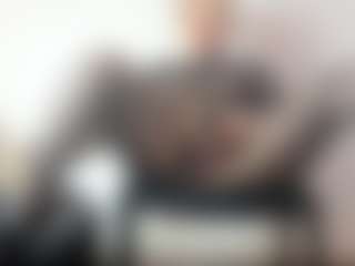 BRENDAMILFHOT's Live Sex Cam Show