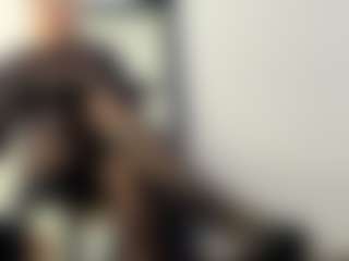 Live cam show with BRENDAMILFHOT - Joi on x69.live