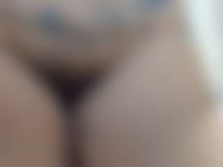 Live cam show with BRENDAMILFHOT - Thin on TeamSkeetLive