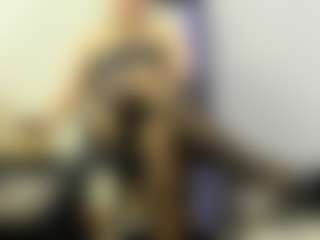 BRENDAMILFHOT's Live Sex Cam Show