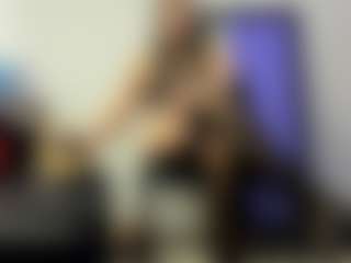 BRENDAMILFHOT MILF webcam performer live streaming
