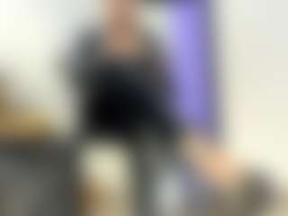Live cam show with BRENDAMILFHOT - Blonde Hair Middle Aged on Ass Tok