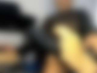 BRENDAMILFHOT's Live Sex Cam Show