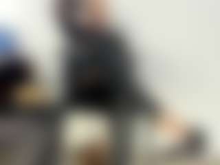 Live cam show with BRENDAMILFHOT - Mature on camwithhim.com