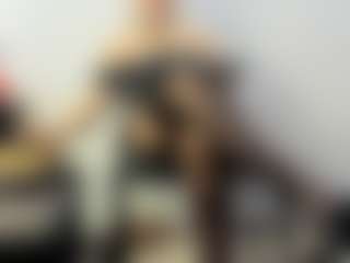 BRENDAMILFHOT's Live Sex Cam Show