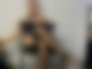 BRENDAMILFHOT's Live Sex Cam Show