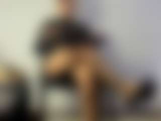 BRENDAMILFHOT's Live Sex Cam Show