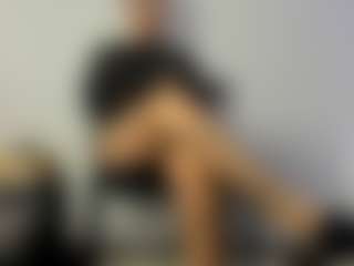 BRENDAMILFHOT's Live Sex Cam Show