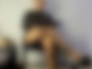 BRENDAMILFHOT's Live Sex Cam Show