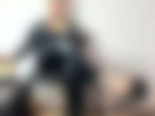 Live cam show with BRENDAMILFHOT - Pantyhose on Milfs Live
