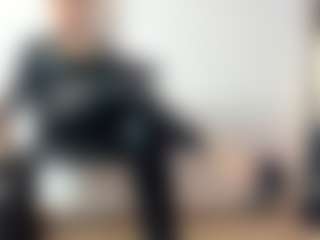 Live cam show with BRENDAMILFHOT - Blonde Hair Amateur on Soda Cam