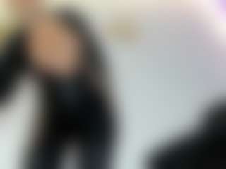 BRENDAMILFHOT's Live Sex Cam Show