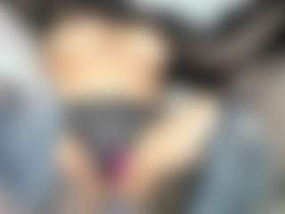 BRENDAMILFHOT's Live Sex Cam Show