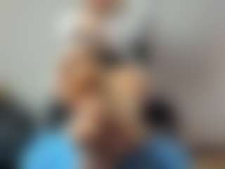BRENDAMILFHOT's Live Sex Cam Show