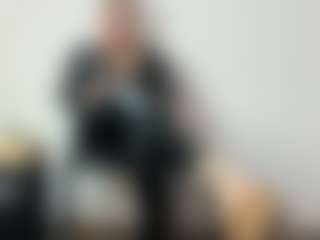 Live cam show with BRENDAMILFHOT - Fetish Brown Hair on liverealitysex.com