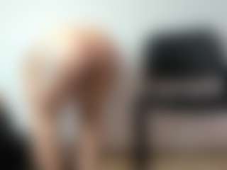 Live cam show with BRENDAMILFHOT - Toys MILF on Camsoda