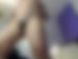 BRENDAMILFHOT MILF webcam performer live streaming