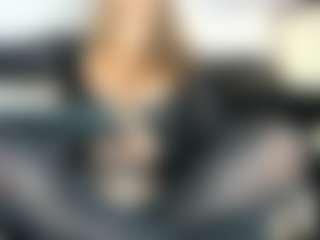 Live cam show with BRENDAMILFHOT - Small Tits Mature on thefappeningchat.com