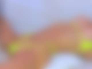 Live cam show with AlettaBlack - Living Room on x69.live