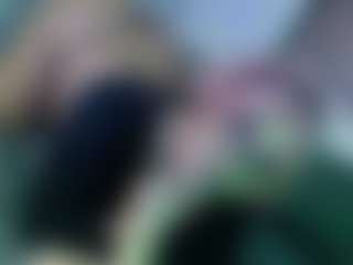 Live cam show with VALKIRIA - Threesome on Soda Cam