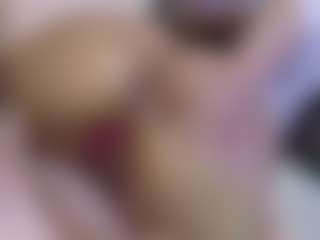 Live cam show with VALKIRIA - Threesome on Soda Cam