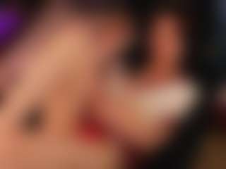 Live cam show with MichelMomsen - Brown Hair on iamadamtest123.com