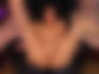 Live cam show with MichelMomsen - Small Ass on x69.live