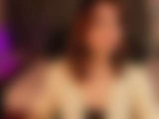 MichelMomsen's Live Sex Cam Show