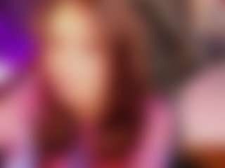 Live cam show with MichelMomsen - Fit on Milfs Live