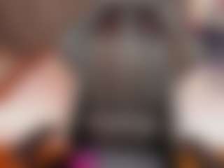 MichelMomsen's Live Sex Cam Show